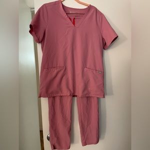 Figs medium pink 3 pocket top and Yola pants